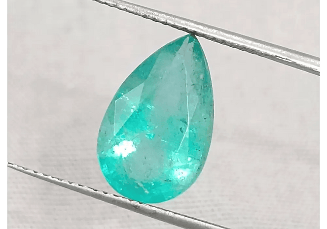 3.68ct Pastel Green Zambian Emerald, Natural Earth Mined Gemstone - SMSGEMS 