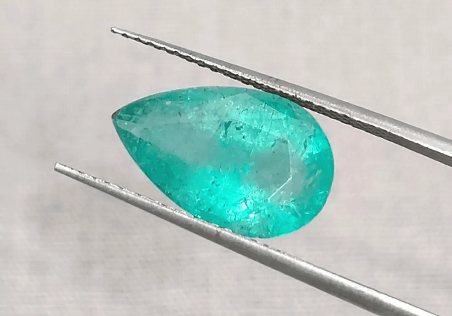 3.68ct Pastel Green Zambian Emerald, Natural Earth Mined Gemstone - SMSGEMS 