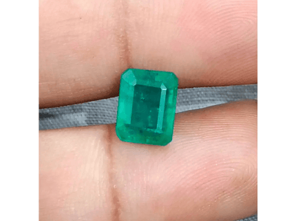 3.74ct Medium Green Zambian Emerald , 100% Earth Mined Gemstones - SMSGEMS 