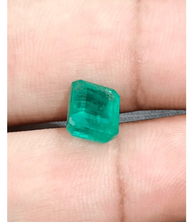 3.74ct Medium Green Zambian Emerald , 100% Earth Mined Gemstones - SMSGEMS 
