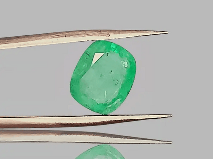 3.80ct Neon Green Cushion Cut Ethiopian Emerald, 100% Natural Earth Mined Gemstone - SMSGEMS 
