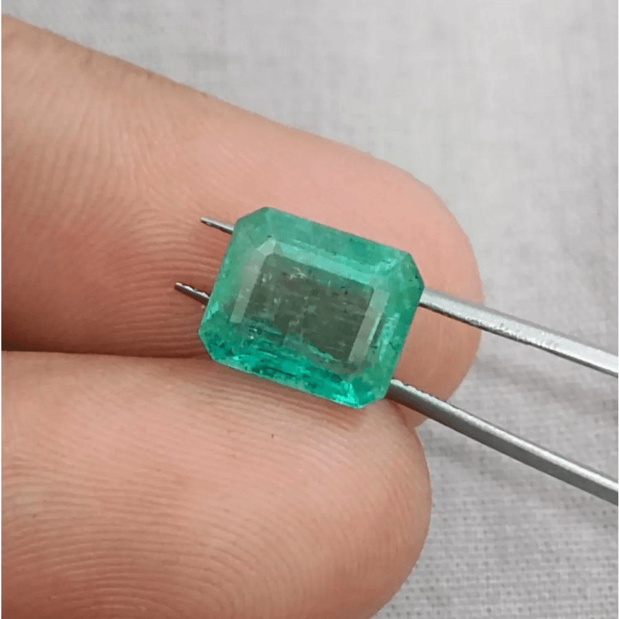3.81ct Zambian Emerald , 100% Natural Gem - SMSGEMS 