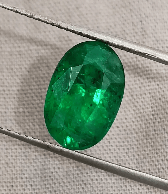 3.99ct IGI Certified Top Deep Vivid Green Emerald, Natural Gem - SMSGEMS 