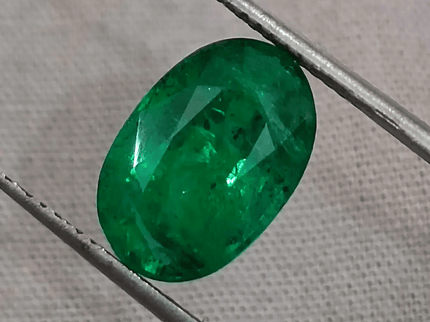 3.99ct IGI Certified Top Deep Vivid Green Emerald, Natural Gem - SMSGEMS 