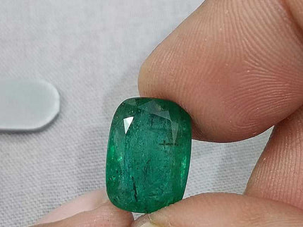 8.60ct GSI Certified Deep Green Swat Emerald
