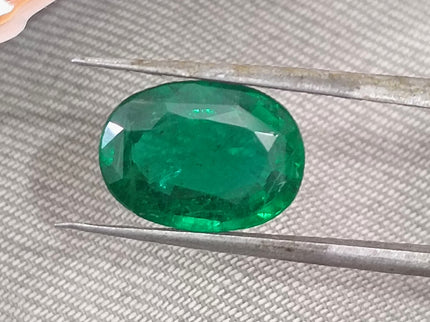 3.71ct Emerald Natural Zambia Fine Quality Vivid Deep Green Oval Gemstone Insignificant oil