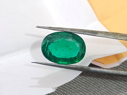 3.71ct Emerald Natural Zambia Fine Quality Vivid Deep Green Oval Gemstone Insignificant oil