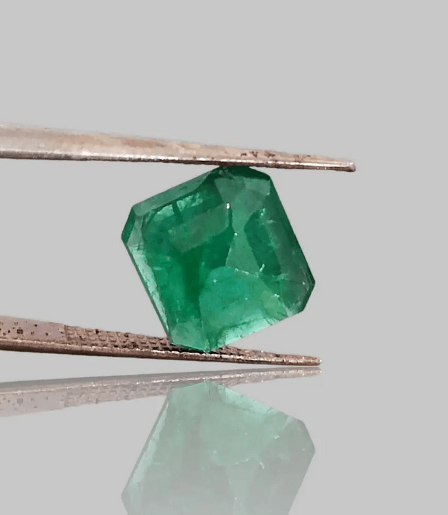 4.06ct Emerald Cut Zambian Emerald , 100% Natural Gemstone. - SMSGEMS 