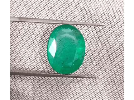 4.09ct IGI Certified Velvet Green Swat Emerald, Natural Earth Mined Gemstone - SMSGEMS 