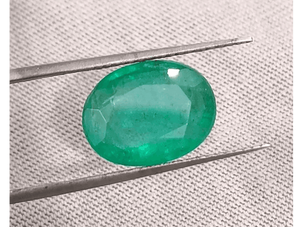 4.09ct IGI Certified Velvet Green Swat Emerald, Natural Earth Mined Gemstone - SMSGEMS 