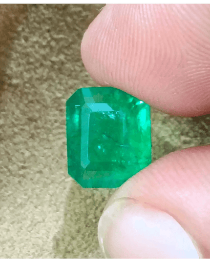 4.12ct IGI Certified Vivid Green Emerald Cut Swat Emerald, Natural Earth Mined Gemstone. - SMSGEMS 