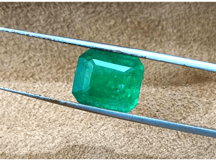 4.12ct IGI Certified Vivid Green Emerald Cut Swat Emerald, Natural Earth Mined Gemstone. - SMSGEMS 