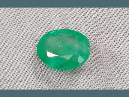 4.13ct Vivid Green Emerald Certified by GSI - SMSGEMS 