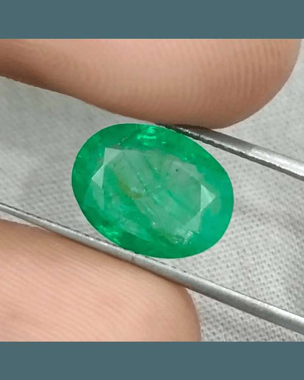 4.13ct Vivid Green Emerald Certified by GSI - SMSGEMS 