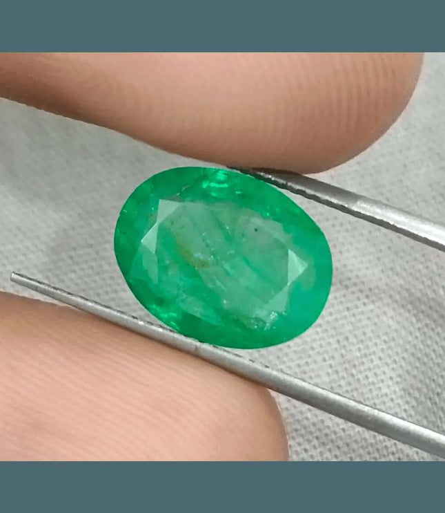 4.13ct Vivid Green Emerald Certified by GSI - SMSGEMS 