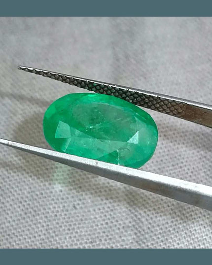 4.13ct Vivid Green Emerald Certified by GSI - SMSGEMS 