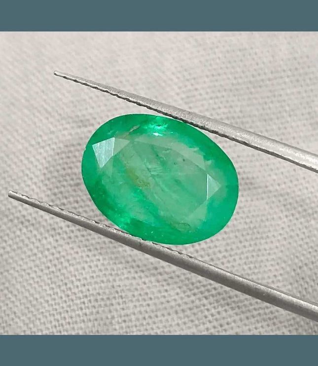 4.13ct Vivid Green Emerald Certified by GSI - SMSGEMS 