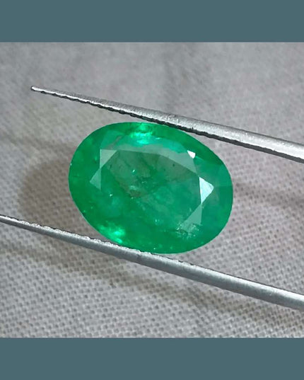 4.13ct Vivid Green Emerald Certified by GSI - SMSGEMS 