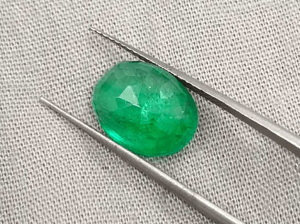 4.13ct Vivid Green Emerald Certified by GSI - SMSGEMS 