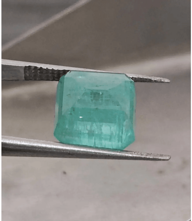 4.19ct Bluish Green Square Cut Zambian Emerald, 100% Natural Earth Mined Gemstone - SMSGEMS 