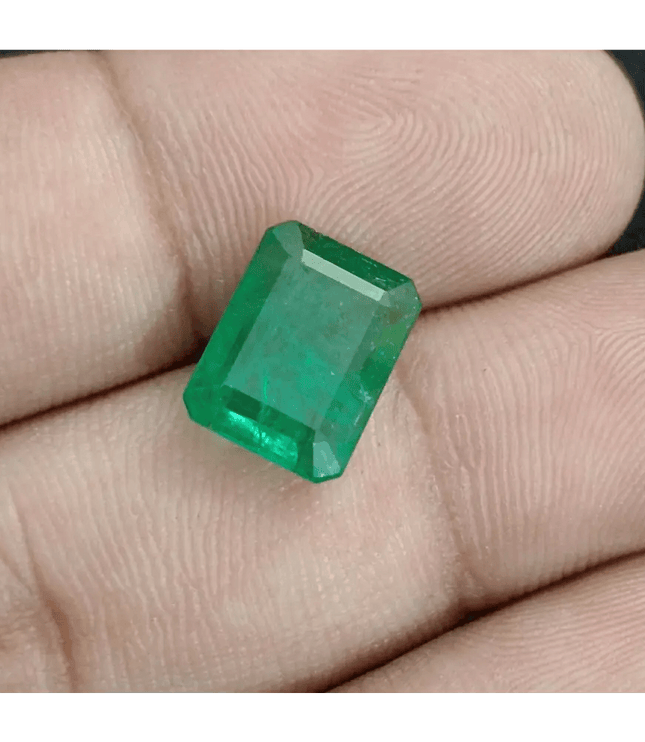 4.20ct Vibrant Green Emerald, 100% Natural Gem - SMSGEMS 