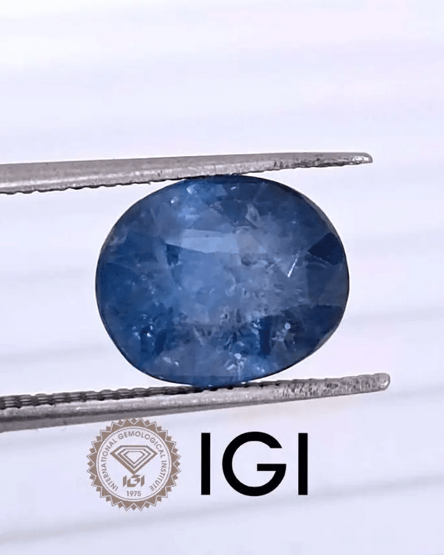 4.25ct IGI Certified Blue Ceylon Sapphire, Natural Gemstone - SMSGEMS 