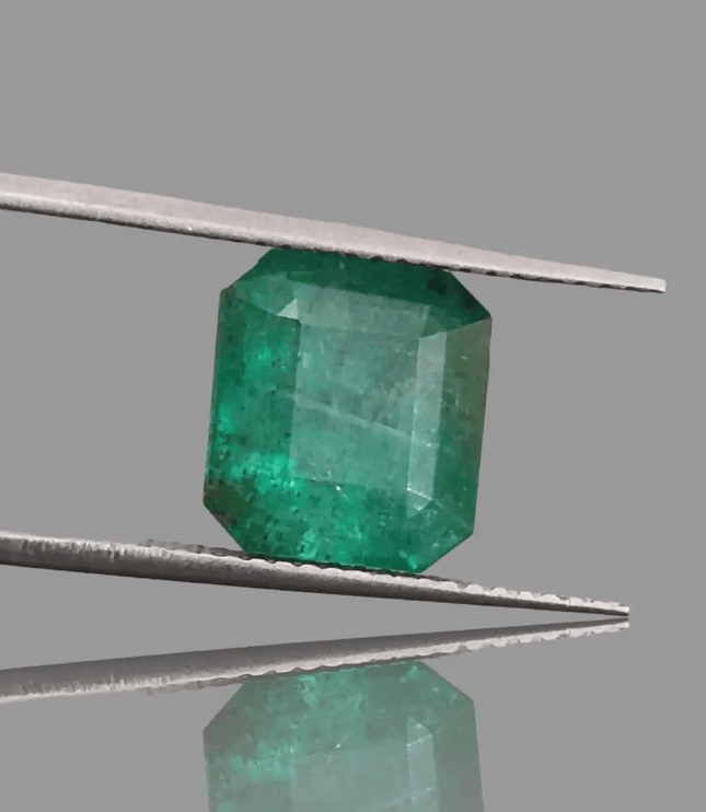 4.36ct Deep Green Zambian Emerald , 100% Natural Earth Mined Gem. - SMSGEMS 
