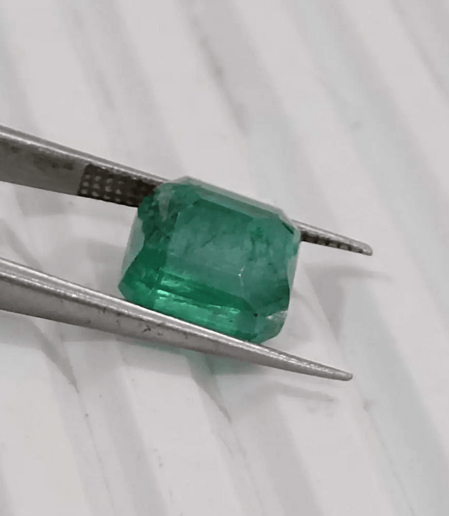 4.36ct Medium Deep Golden Green Emerald , 100% Natural Earth Mined Gem. - SMSGEMS 
