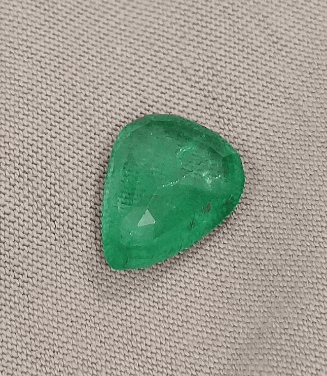 4.53ct Colombian IGI Certified Beautiful Pear Cut Emerald, 100% Natural Earth mined Gemstone. - SMSGEMS 