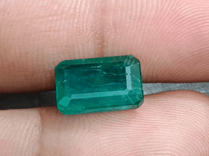 4.58ct Zambian Emerald, 100% Natural Earth Mined Gemstone - SMSGEMS 
