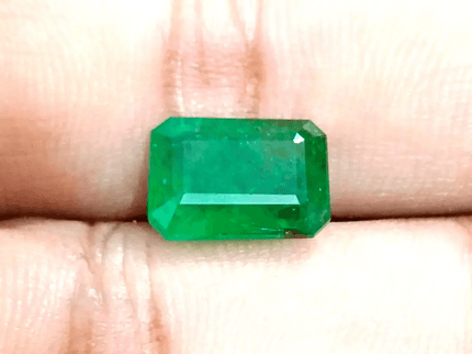 4.63ct IGI Certified Deep Green Swat Emerald, 100% Natural Gem - SMSGEMS 