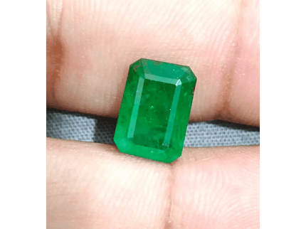 4.63ct IGI Certified Deep Green Swat Emerald, 100% Natural Gem - SMSGEMS 