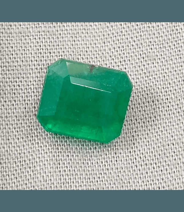 4.64ct Velvet Green Emerald Certified by GSI - SMSGEMS 