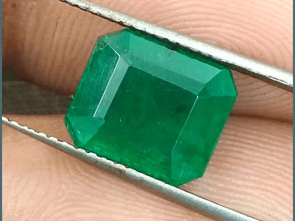 4.64ct Velvet Green Emerald Certified by GSI - SMSGEMS 