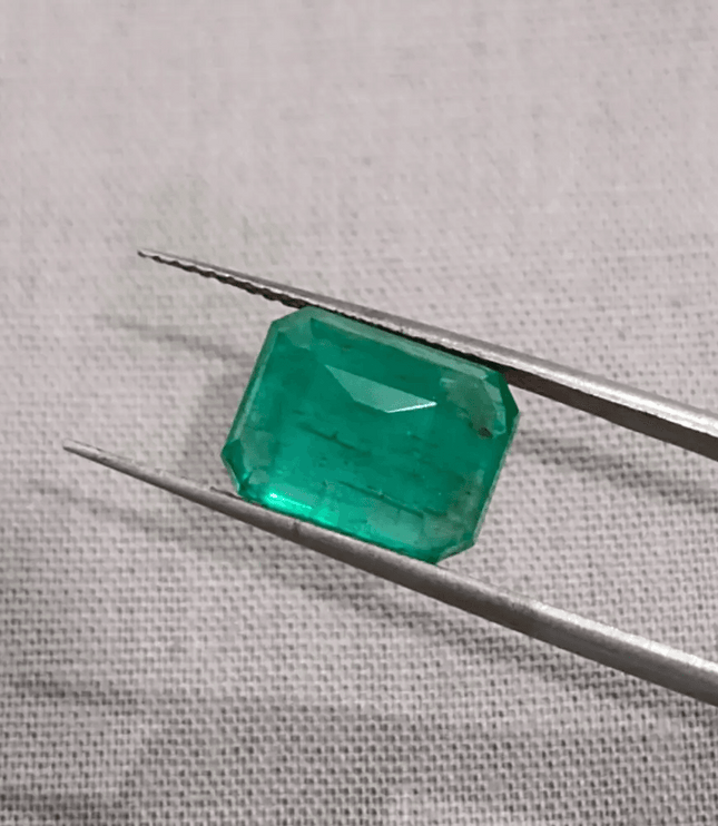 4.81ct Certified Zambian Emerald, 100% Natural Gem - SMSGEMS 