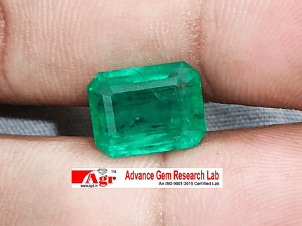 4.81ct Certified Zambian Emerald, 100% Natural Gem - SMSGEMS 
