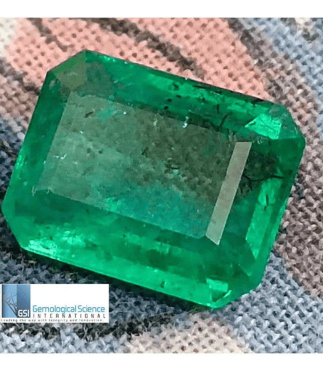 4.85ct GSI Certified Quality Emerald, 100% Natural Gemstone - SMSGEMS 