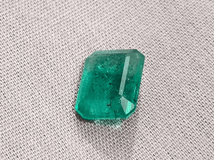 4.85ct GSI Certified Quality Emerald, 100% Natural Gemstone - SMSGEMS 