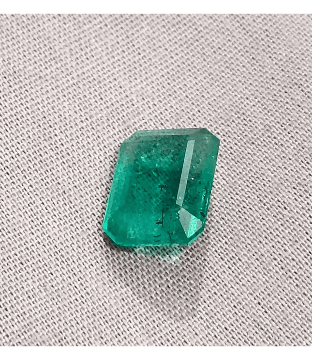 4.85ct GSI Certified Quality Emerald, 100% Natural Gemstone - SMSGEMS 