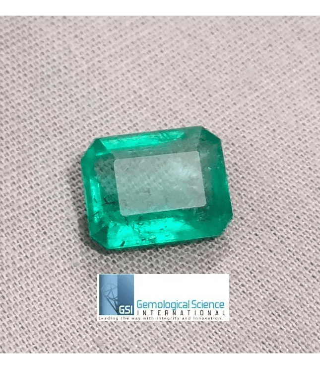 4.85ct GSI Certified Quality Emerald, 100% Natural Gemstone - SMSGEMS 