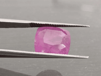 4.88ct IGI Certified Burmese Ruby, Natural Untreated Gem - SMSGEMS 