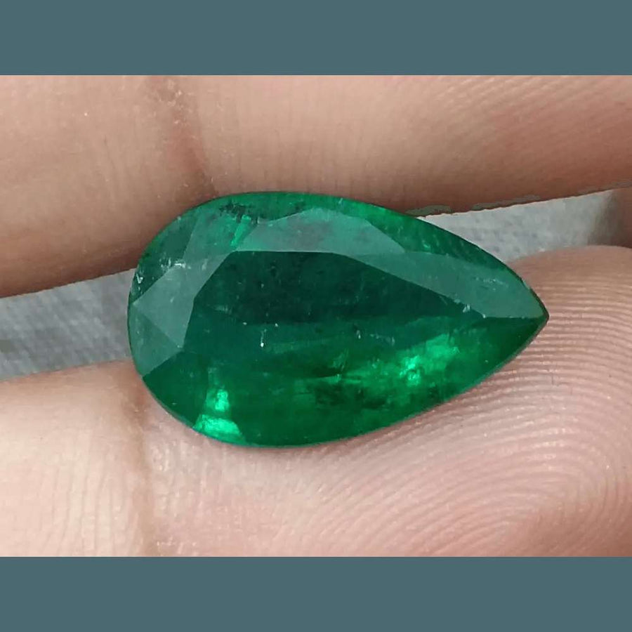 5.81ct Vivid Deep Green Emerald, Natural Earth Mined Gemstone - SMSGEMS 