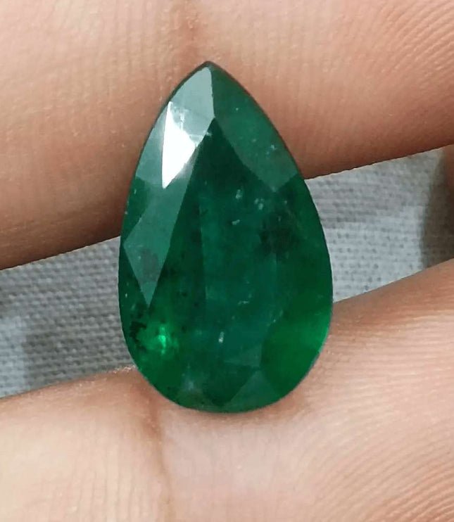 5.81ct Vivid Deep Green Emerald, Natural Earth Mined Gemstone - SMSGEMS 