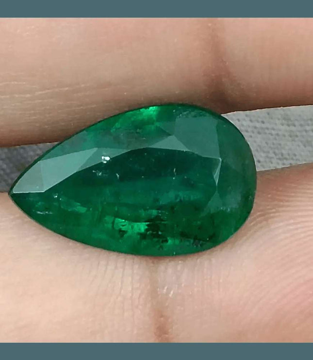 5.81ct Vivid Deep Green Emerald, Natural Earth Mined Gemstone - SMSGEMS 