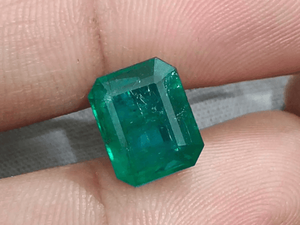 6.17ct Deep Green Zambian Emerald, Natural Gemstone - SMSGEMS 