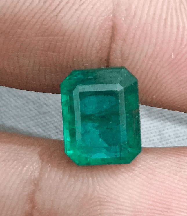 6.17ct Deep Green Zambian Emerald, Natural Gemstone - SMSGEMS 