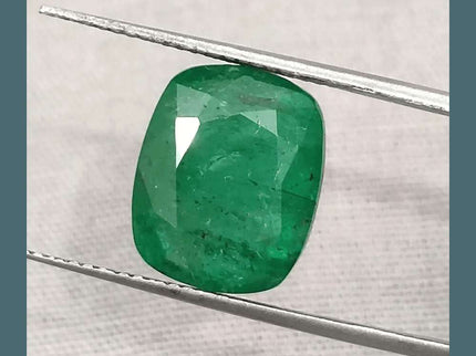 6.42ct Deep Green Emerald, Natural Earth Mined Gemstone - SMSGEMS 