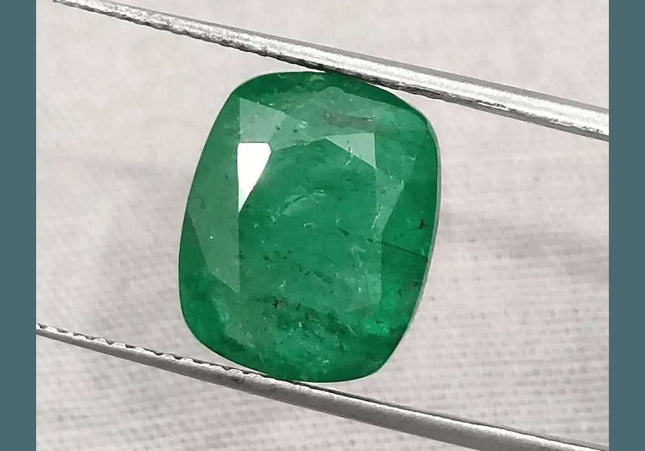 6.42ct Deep Green Emerald, Natural Earth Mined Gemstone - SMSGEMS 