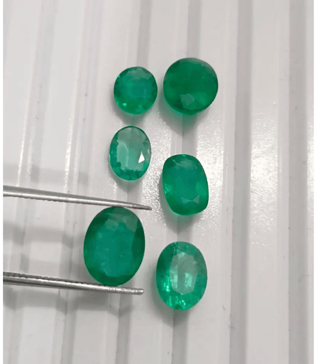 6.65ct Zambian Emerald Parcel, 100% Natural Gems - SMSGEMS 