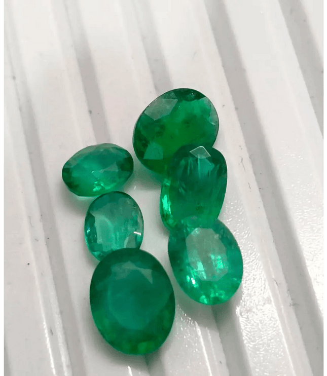 6.65ct Zambian Emerald Parcel, 100% Natural Gems - SMSGEMS 